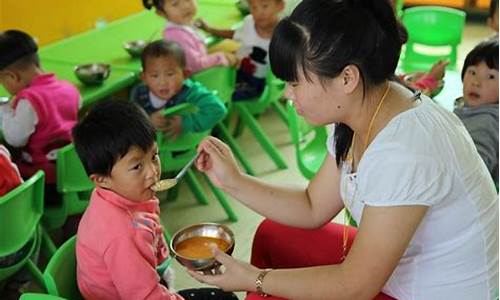 35岁去幼儿园做保育员_35岁去幼儿园做